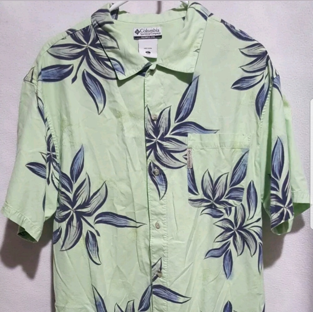 Columbia Sportswear Mens Button Up Shirt